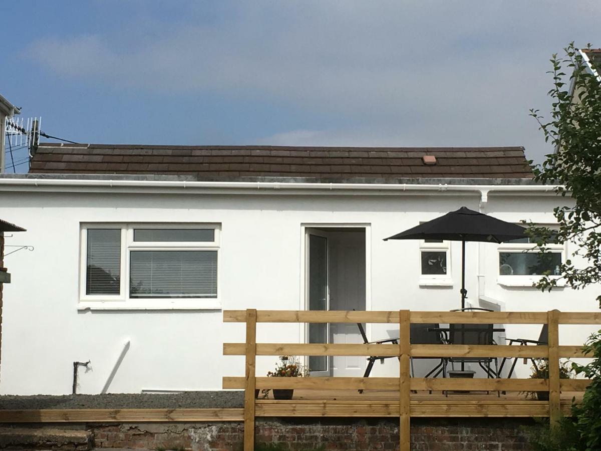 Cwtch Y Coetir Villa Swansea Kültér fotó